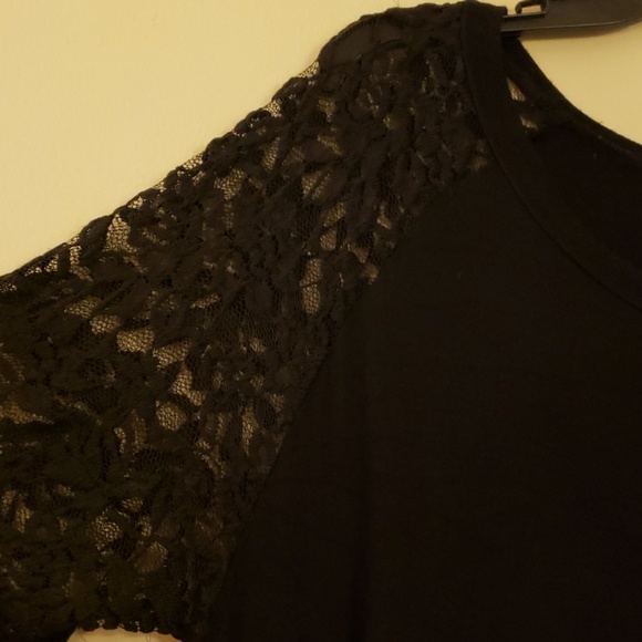 Black Dress with Lace Sleeves - Picture 3 of 4